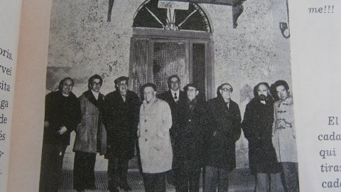 34. Josep Castellà ens envia una fotografia de la trobada anual de col·laboradors de 1978 a l'Hostal España