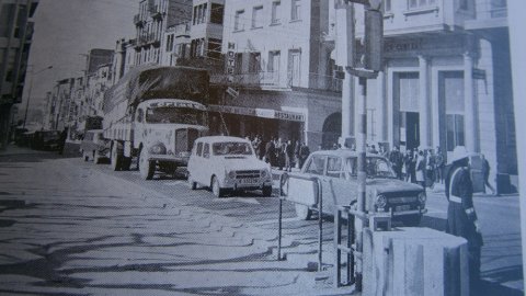 38. M. Lluïsa Anglarill comparteix una foto de la circulació que hi havia l'any 1970 per la travessia de la N-II