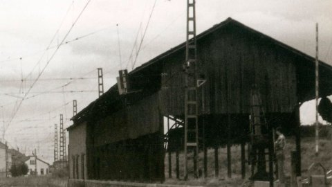 Antic moll cobert de l'estació de Tàrrega, final dels anys 80