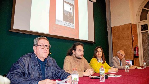 Presentació del llibre "cròniques d'una ciutat" de Josep Castellà