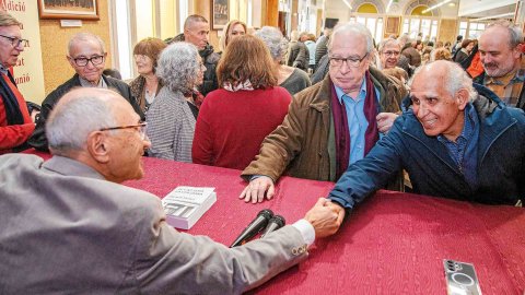 Presentació del llibre "cròniques d'una ciutat" de Josep Castellà