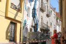 Art mural de Lily Brik en una façana d'Agramunt
