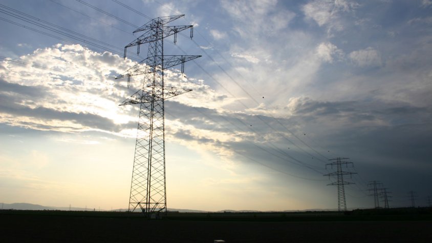 Una torre d'alta tensió