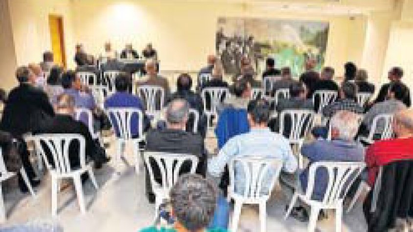 Imatge d'arxiu d'una reunió en què es tractava l'adhesió del Canalet al Segarra-Garrigues