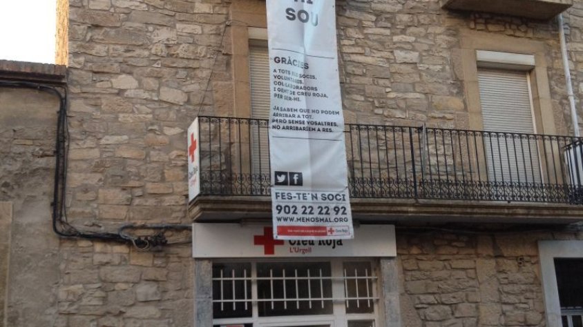 Façana de la seu de Creu Roja a Tàrrega