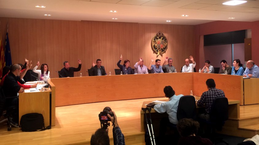 Moment de la votació del Ple pel que fa a la modificació de l'IBI