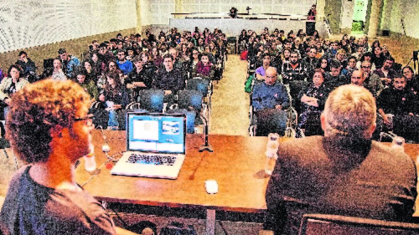 La xerrada inaugural del curs a l'EASD Ondara