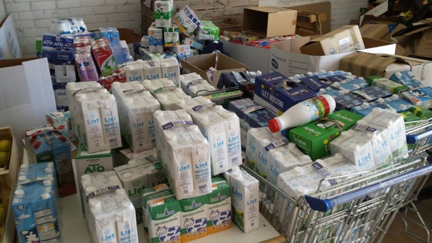 Part del material recollit en aquesta edició del Gran Recapte a Tàrrega