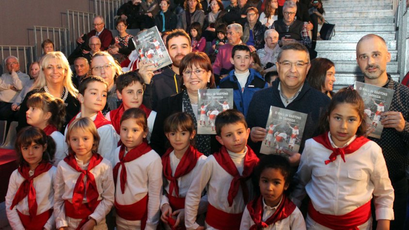 El llibre es va presentar ahir en el marc de la Fira d'Artistes