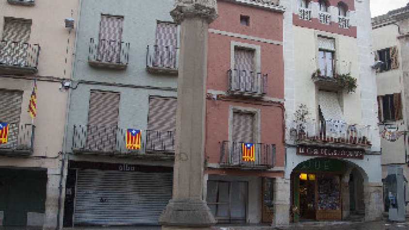 La creu de terme de la plaça Major de Tàrrega