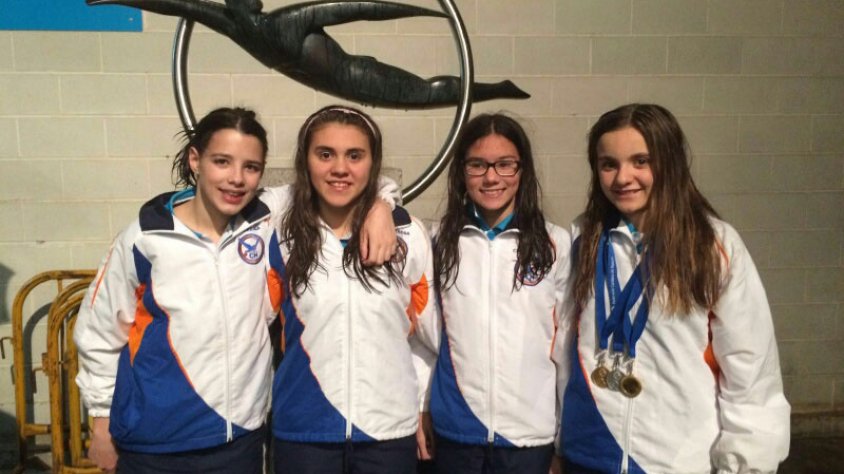 Les nedadores del CN Tàrrega que van participar en els campionats d'Olot
