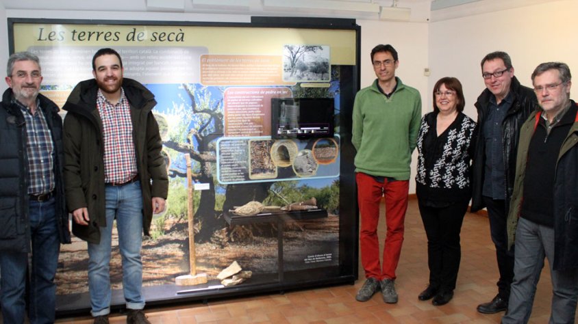 Un moment de l'acte inaugural de l'exposició