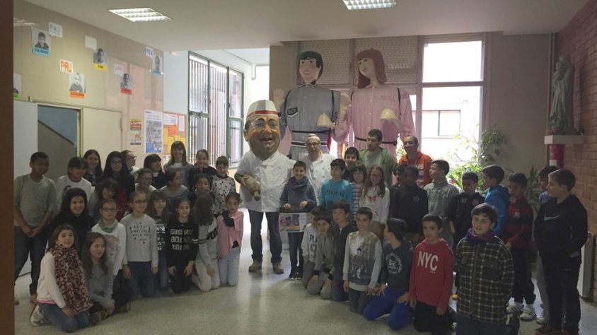 En Pio i el seu nan han visitat l'autor del conte i els seus companys de classe