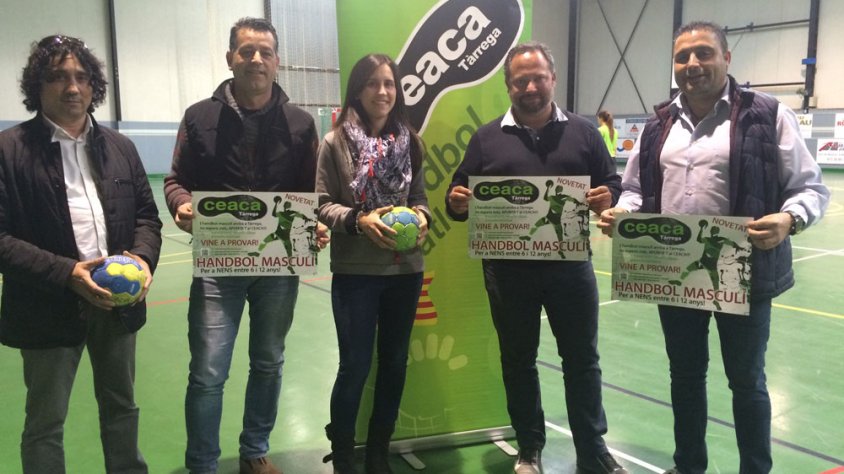 Els impulsors de la nova secció amb el regidor Silveri Caro