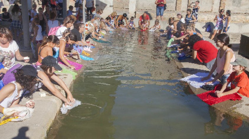 L'activitat va reunir un centenar de veïns