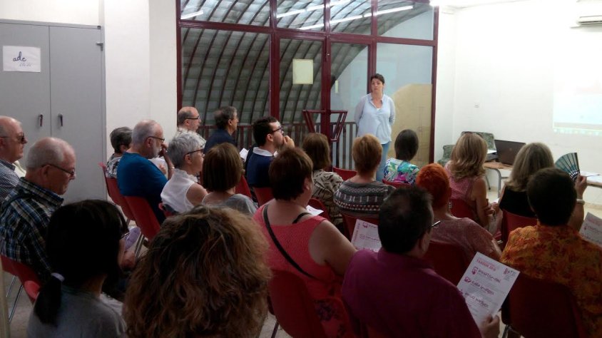 La regidora d'Acció Social, a la presentació dels nous cursos al gòTIC