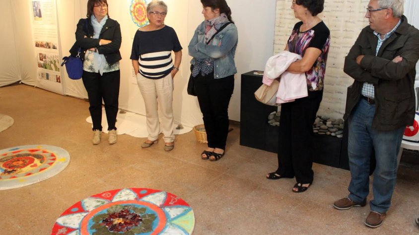 Un moment de la inauguració de la mostra