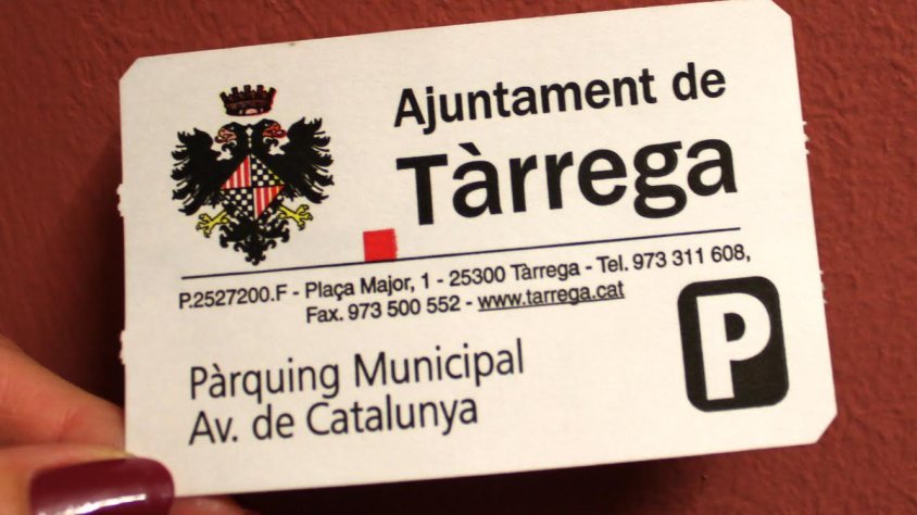 Tiquet del pàrquing municipal a l'avinguda de Catalunya