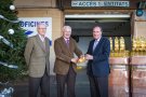 Borges International Group dóna 15.000 litres d'oli als Bancs dels Aliments 