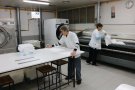 La bugaderia de l’Associació Alba renova el concurs amb l’Hospital Arnau i amplia el seu servei al Santa Maria i a l’Hospital de Tremp