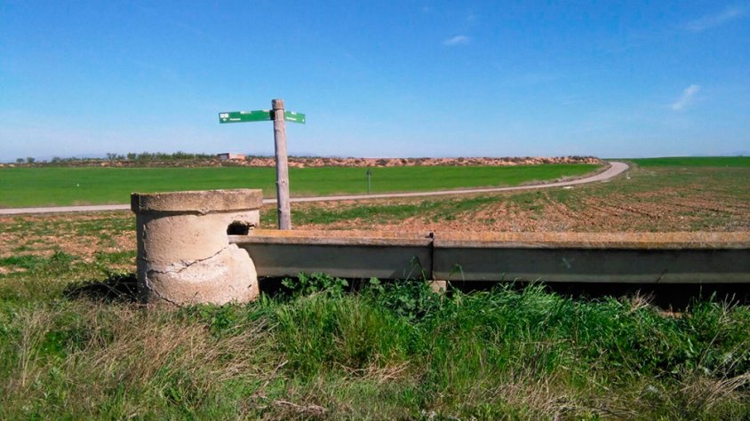 Senyalització d'una de les rutes de la comarca