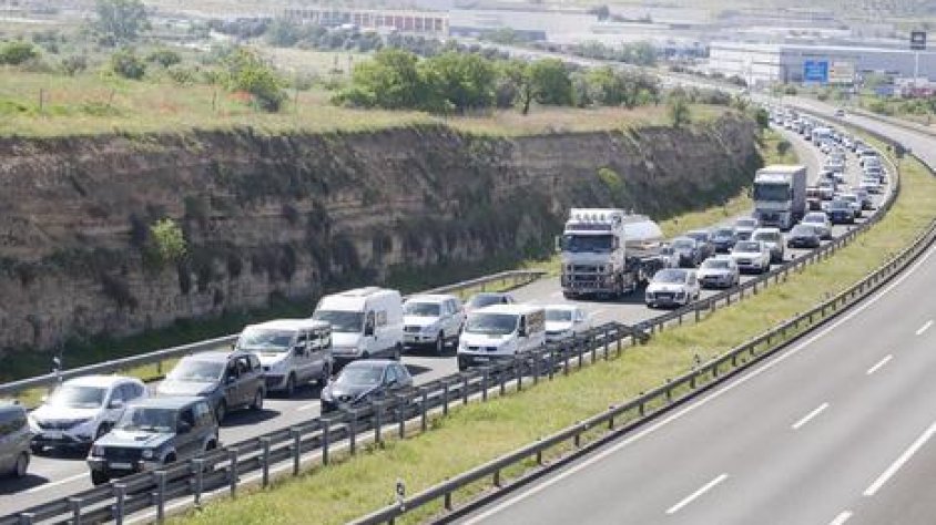 Les cues a l'autovia aquest dilluns