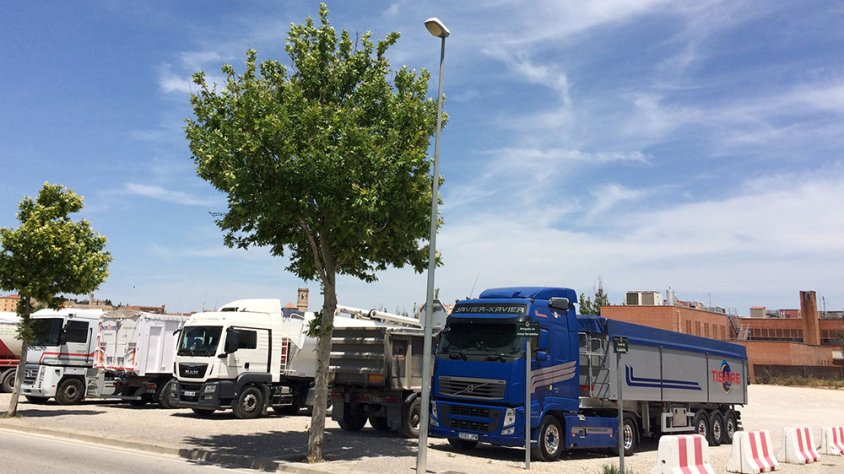 La zona d'estacionament de camions