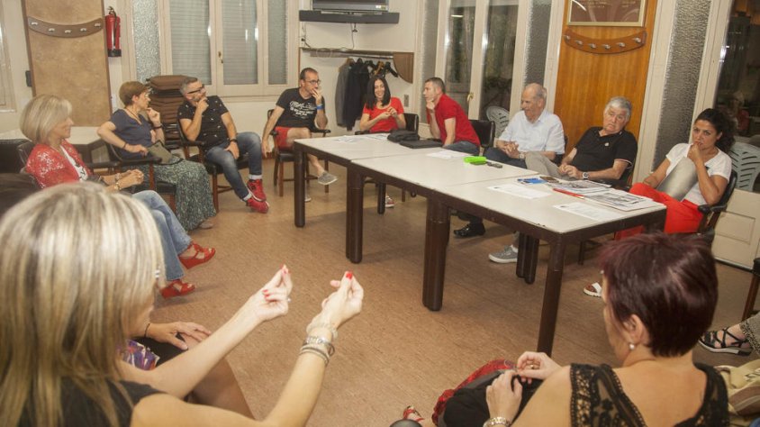 Reunió dilluns a la nit d'uns trenta comerciants per preparar la trobada amb el consistori
