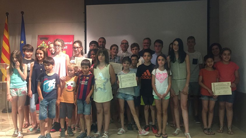 Foto de família de tots els alumnes premiats