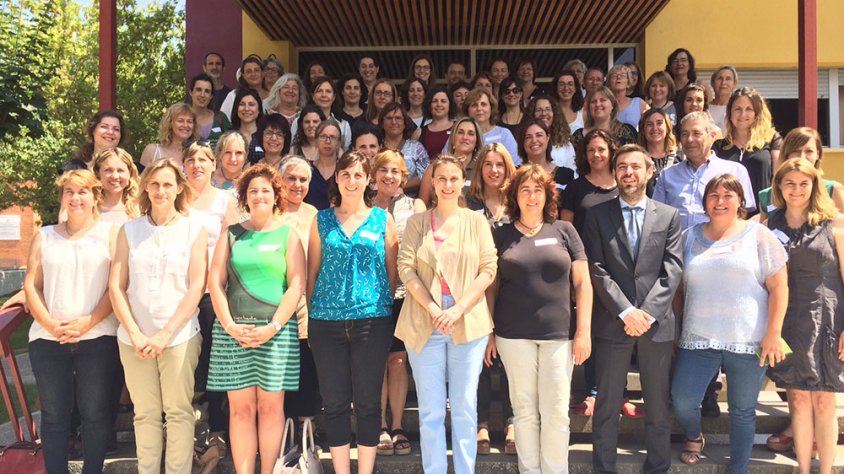 La consellera Meritxell Serret amb dones del sector primari de tot Catalunya