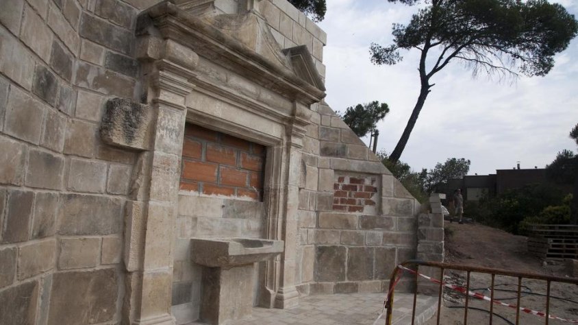 La font en construcció al parc de Sant Eloi de Tàrrega