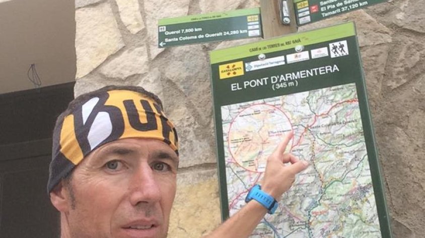 L'atleta Raül Arenas durant la ruta