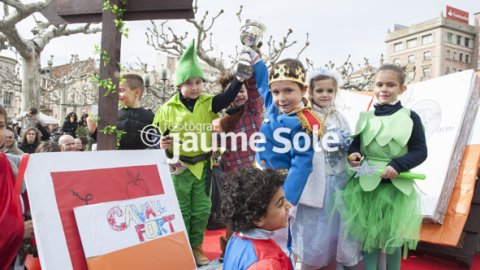 Carrossa dedicada al 21è aniversari de la Biblioteca
