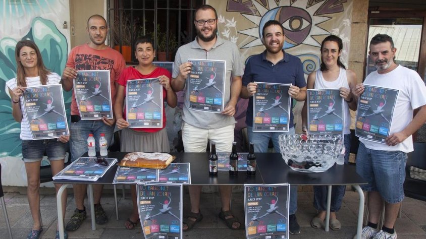 Organitzadors i autoritats, en la presentació aques tdijous de la temporada de Lo Balconet de Can Colapi