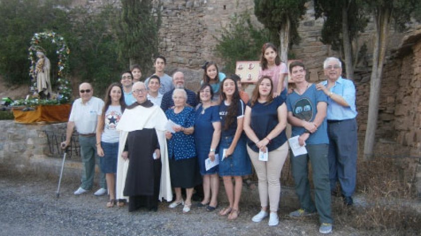 Grup de familiars i amics del beat Anastasi M. Dorca