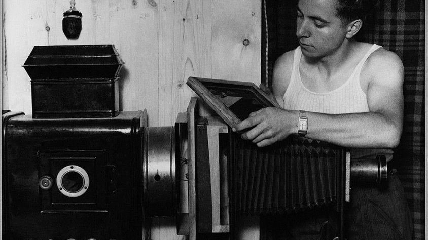 Una de les fotografies de Jaume Calafell més conegudes, motiu pel qual s'ha emprat en el cartell de la mostra