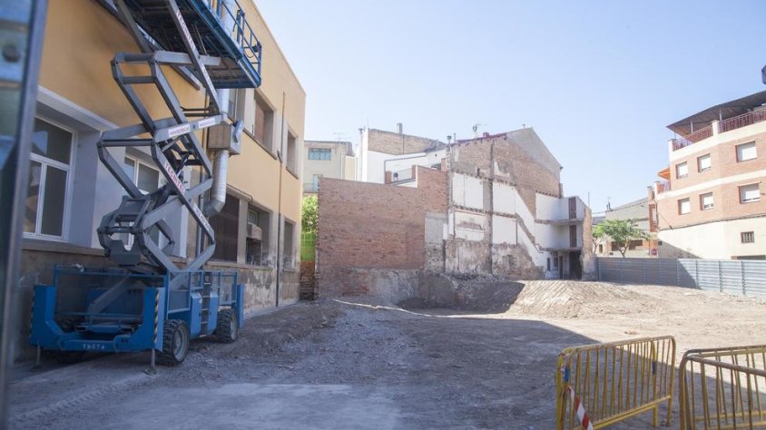 El solar on anirà el nou edifici annex de l’Escola Pia