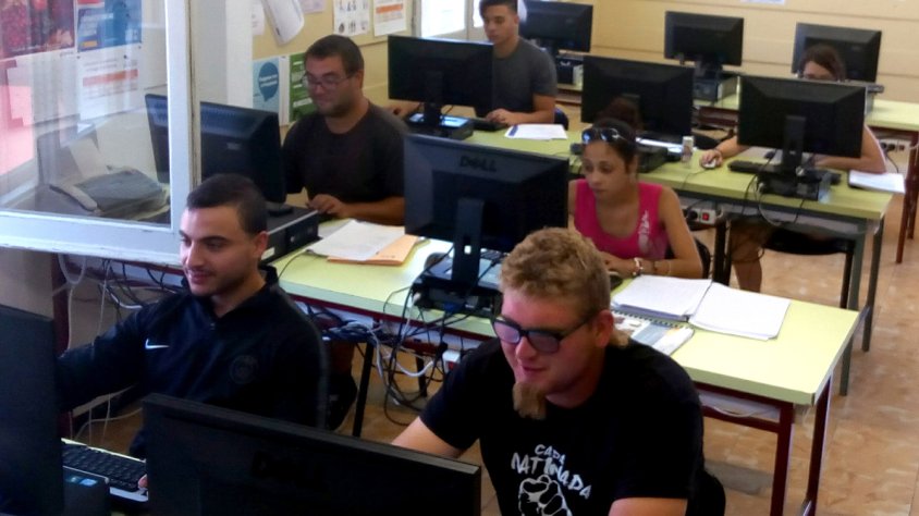 Sessió de formació d'alguns participants