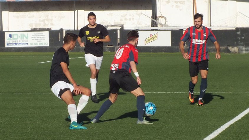 Un moment del partit