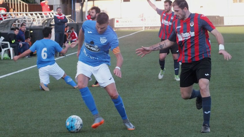 Un moment del partit