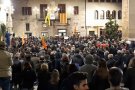 Centenars de targarins tornen a omplir la plaça Major demanant l'alliberament dels Jordis i els consellers