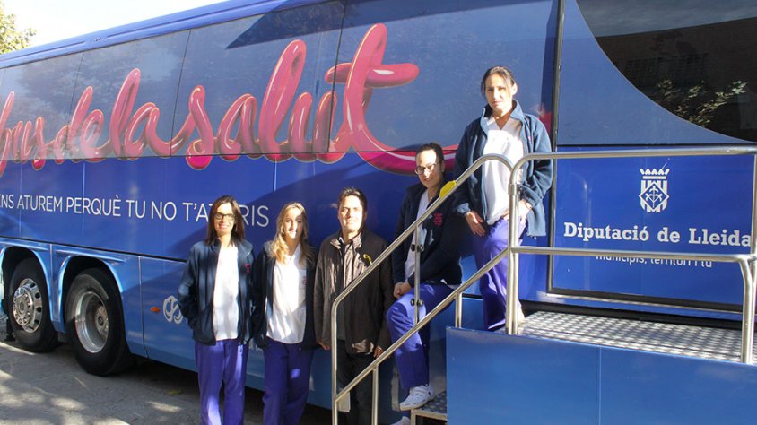 El regidor de Promoció de la Salut, Jaume Folguera, avui ha visitat el Bus de la Salut