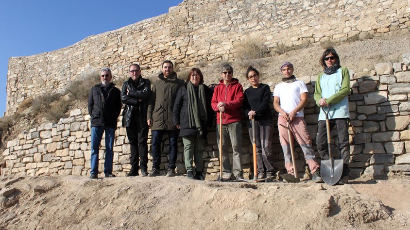 L’alcaldessa Rosa Maria Perelló ha visitat avui els treballs acompanyada dels regidors de Cultura i Urbanisme, Raül Palacios i Martí Pijuan respectivament, junt amb el director dels Museus de Tàrrega, Jaume Espinagosa; el director tècnic del Museu Comarca