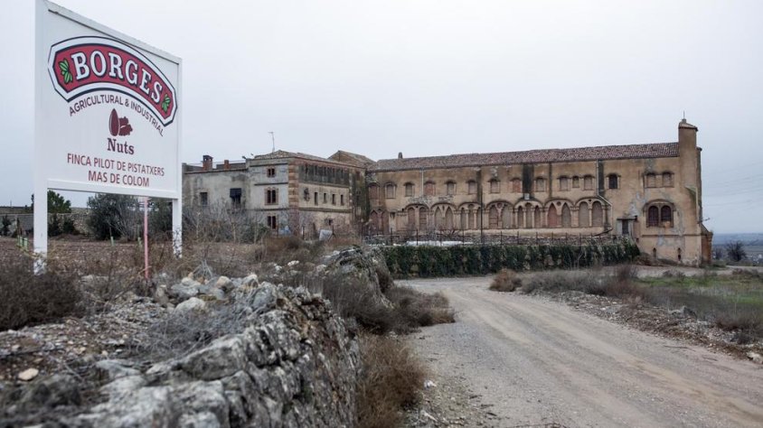 El monestir, construït a finals del segle XIX i propietat de la família des de l'any 1954