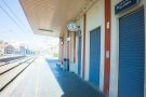 El vandalisme s'acarnissa a l'estació de tren de Tàrrega i obliga a tancar-la a la tarda
