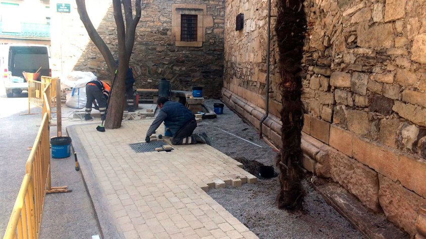 Imatge de les obres a la plaça Lluís Millet