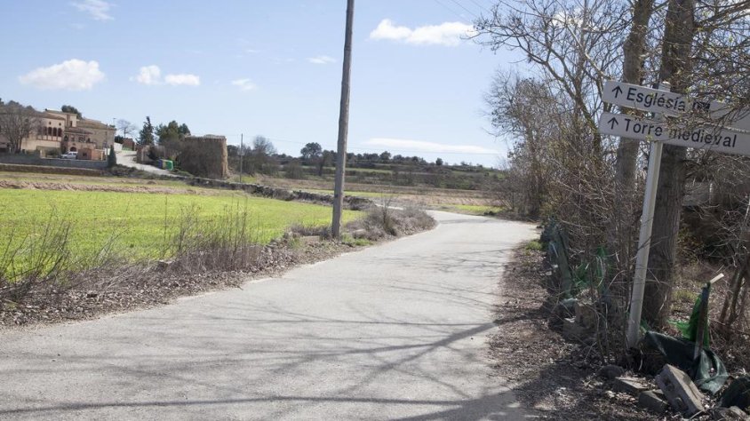 L'actual entrada al nucli de Castellnou d'Ossó