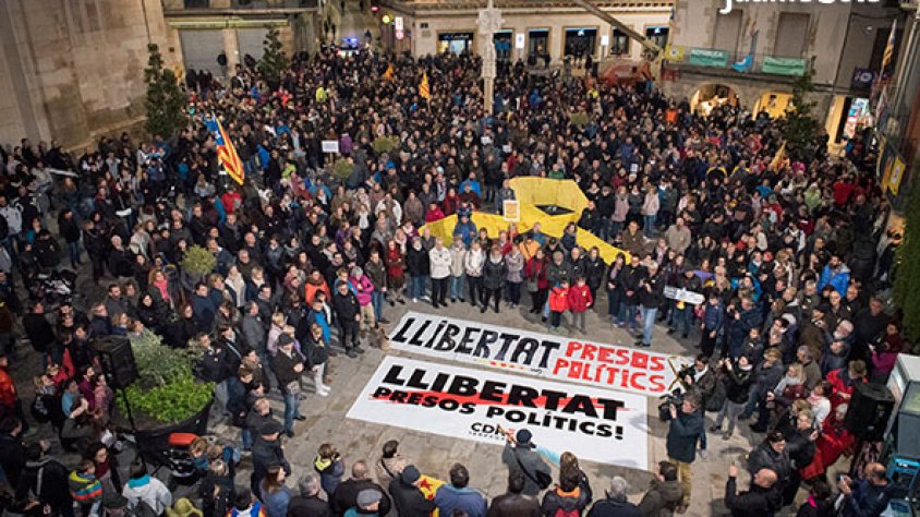 Imatge d'arxiu d'una concentració per demanar l'alliberament dels presos