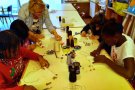 L'Ajuntament de Tàrrega impulsa tallers intergeneracionals entre jovent i usuaris del Casal Cívic