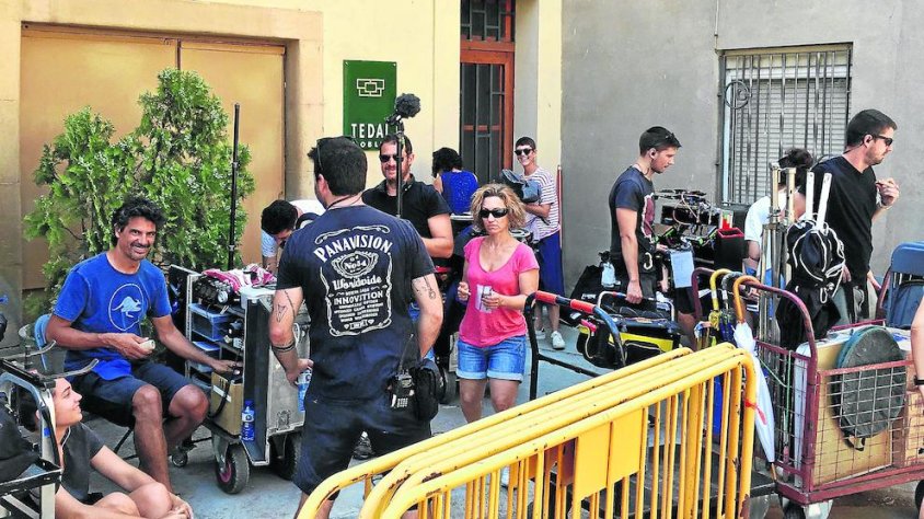 Un moment del rodatge ahir dimarts a la plaça de l'Església